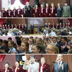 15 сентября в актовом зале школы прошла встреча учащихся с участниками хора "Старинушка"